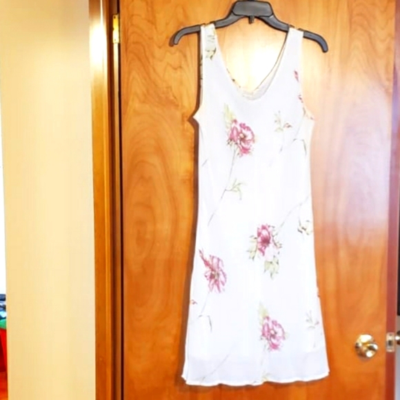 Express White and Pink Summer Floral Dress - Picture 2 of 2